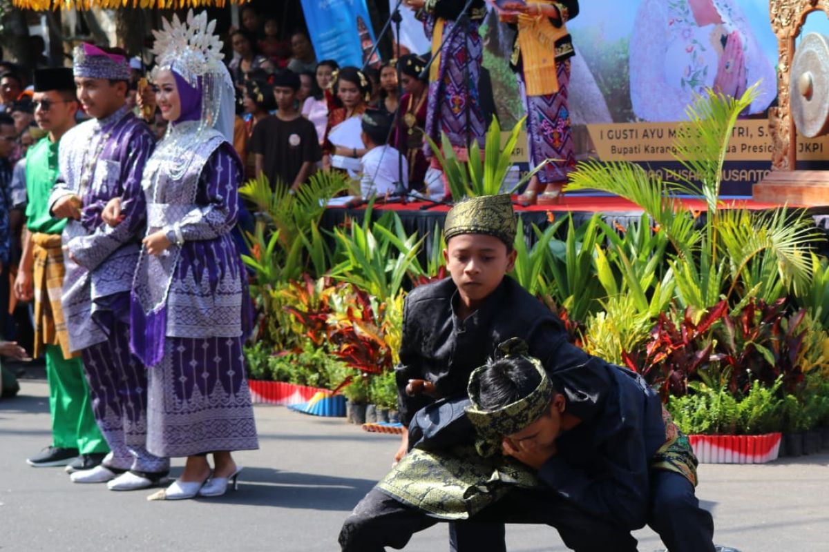Pawai Budaya FPN di Bali, Siak tampilkan Silat Sunting 12