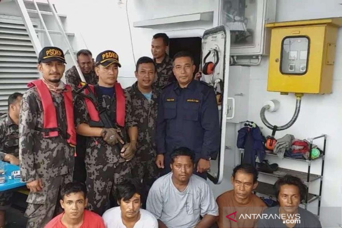 Takut dihukum, awak kapal ikan ilegal tak ada yang mengaku nakhoda