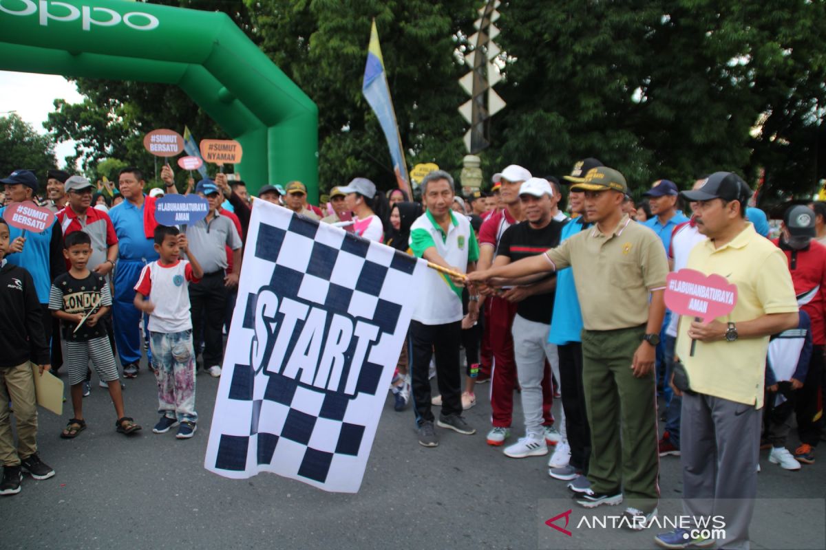 Ribuan masyarakat Labuhanbatu semarakan gelaran HUT Bhayangkara