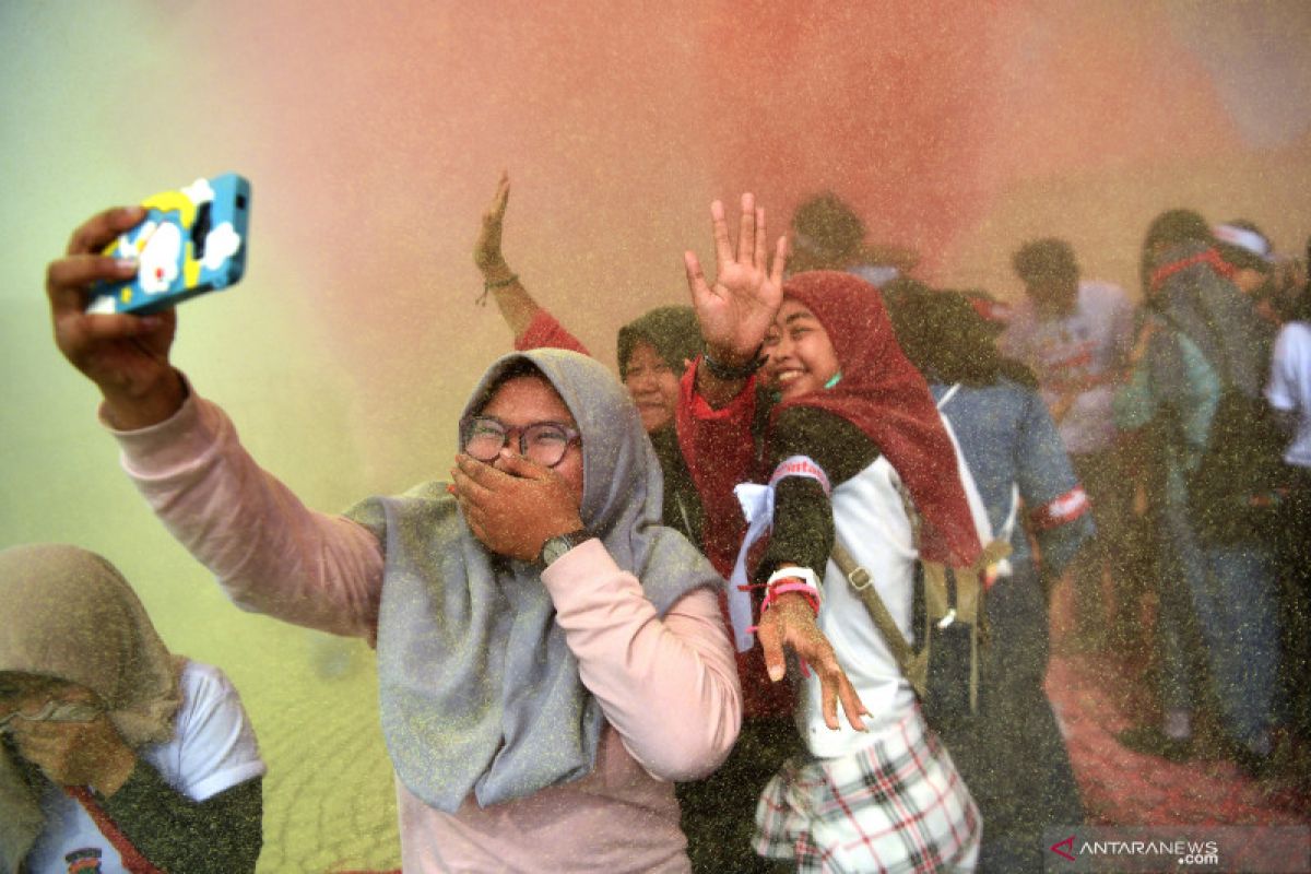 Generasi milenial Indonesia gemari "ngemil" saat beraktivitas