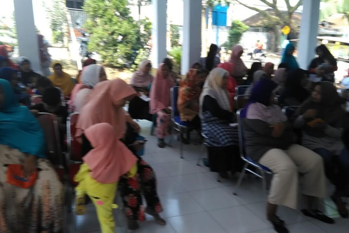 Masyarakat Lebak gembira dapat kartu BPNT