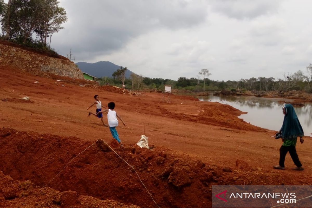 Pimpinan DPRD Kepri batal bahas hak angket bauksit