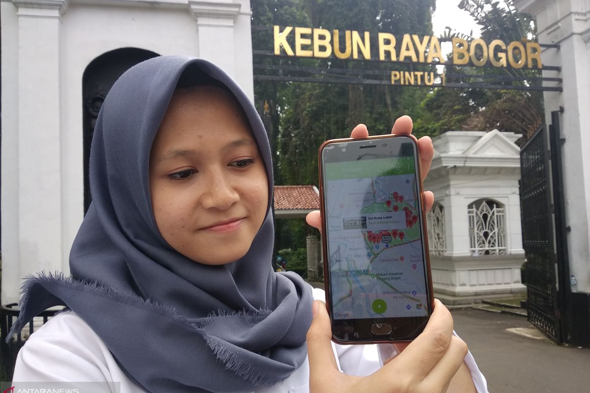 Menjelajah Kebun Raya Bogor tanpa tersesat dengan Jawara