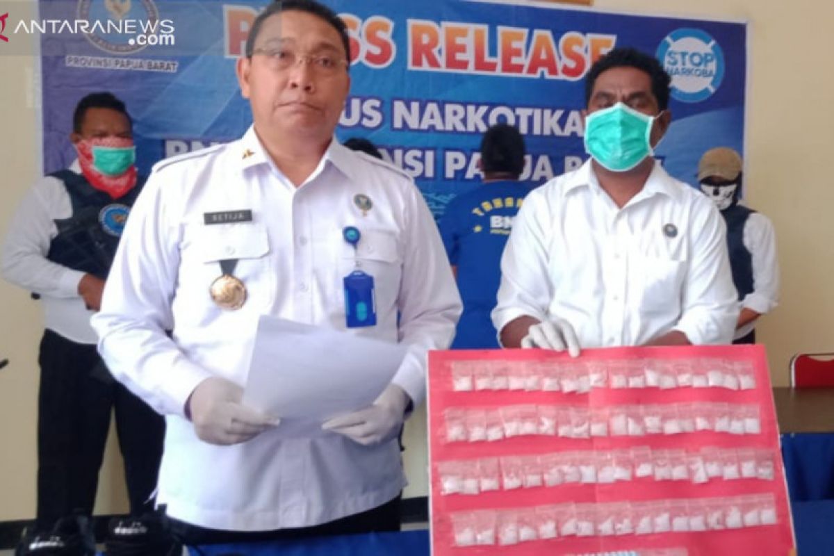 Kurir sabu lolos di Makassar, dibekuk di Sorong