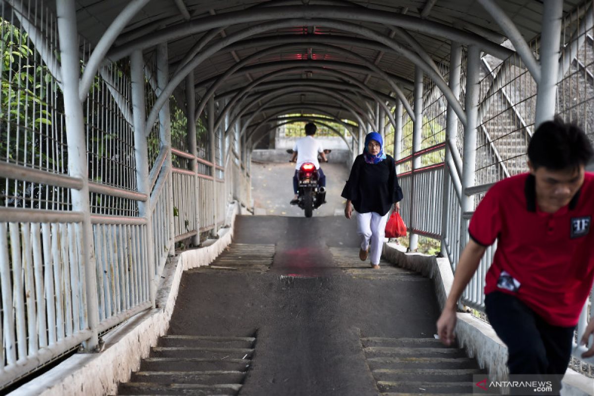 Hukum bagi perampas hak pejalan kaki  perlu ditegakkan