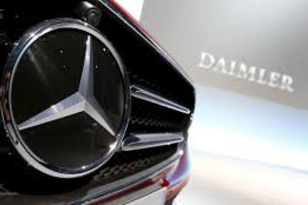 Bursa Jerman ditutup turun 0,45 persen, saham Daimler jatuh