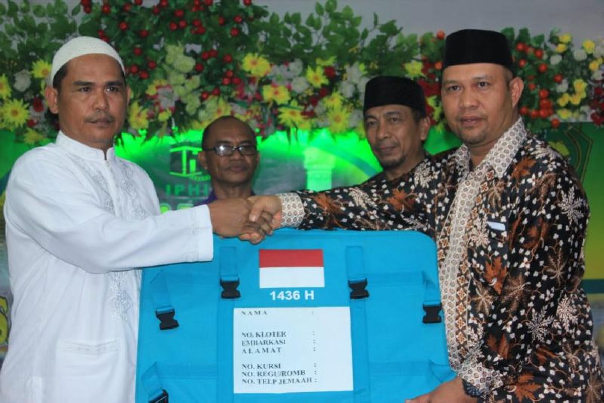 Pemkab Asmat lepas 23 calon jamaah haji ke Tanah Suci