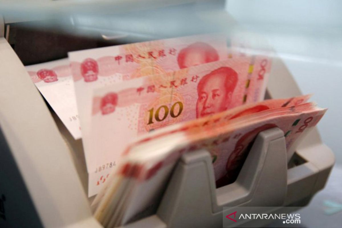 Yuan kembali jatuh, turun 19 basis poin terhadap dolar AS