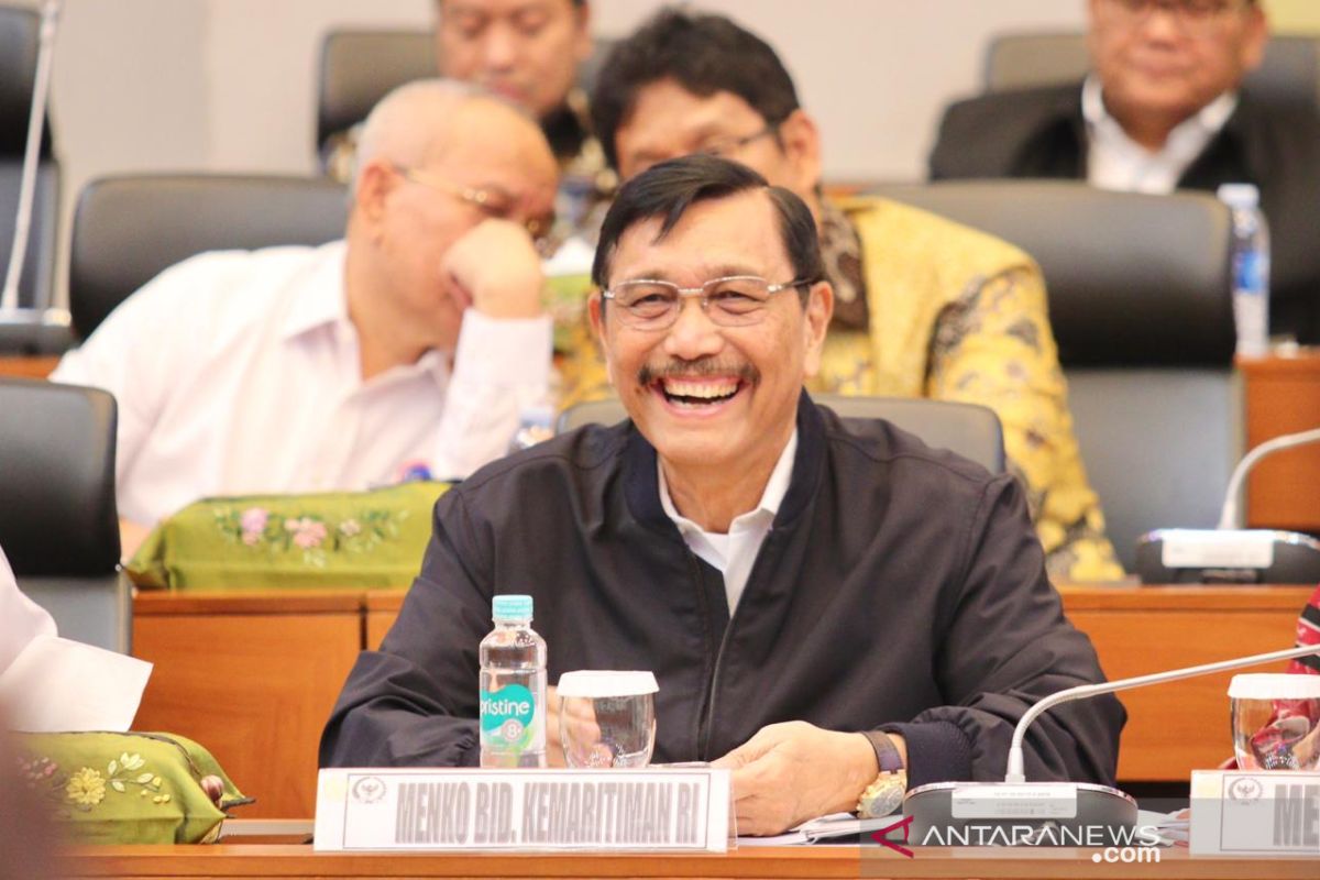 Luhut kejar verifikasi dan pembekuan 17.509 pulau di Indonesia