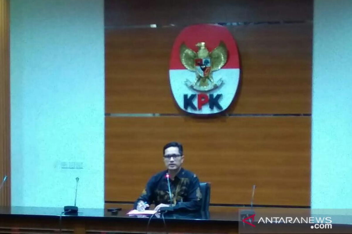 KPK sebut tidak otomatis kembali tetapkan Rachmat Yasin  tersangka