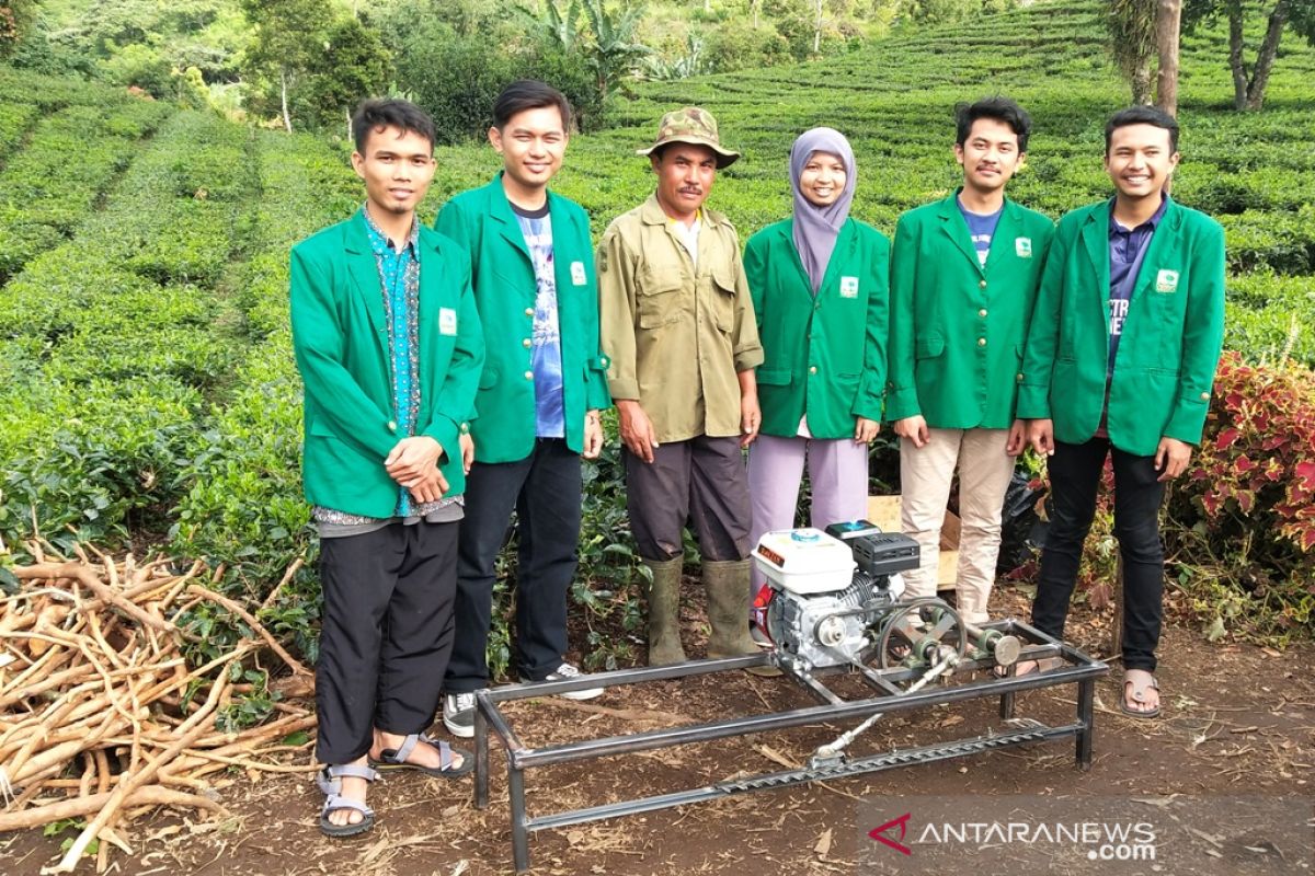 Bantu Petani, Mahasiswa Fakultas Tekhnik Unand ciptakan FATIMAH