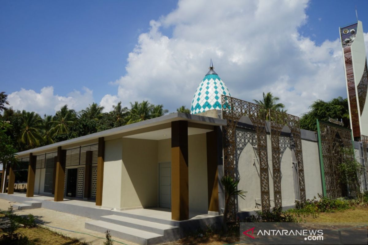Johari Zein Foundation membangun masjid anti gempa di Lombok