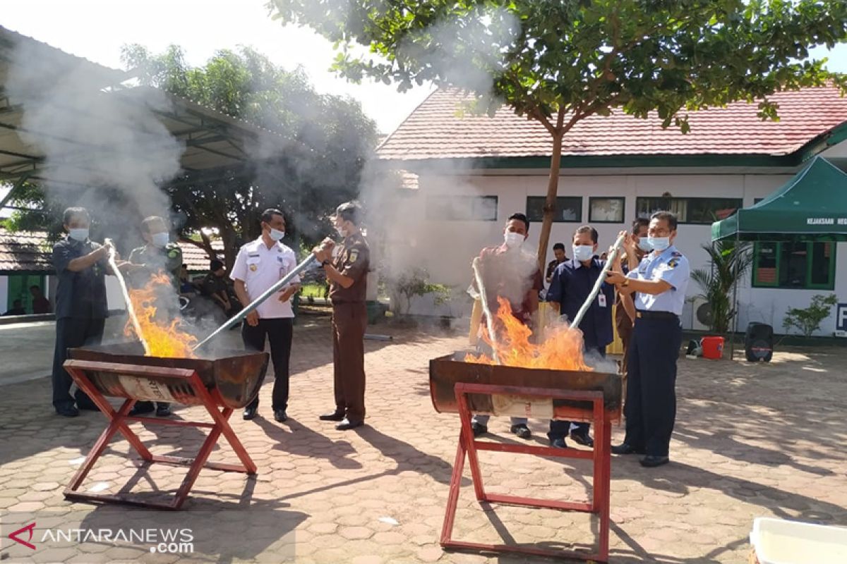 Kejari Bengkulu musnahkan narkoba senilai ratusan juta rupiah