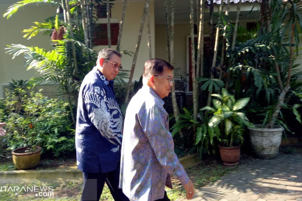 Wapres Jusuf Kalla kunjungi SBY di Cikeas