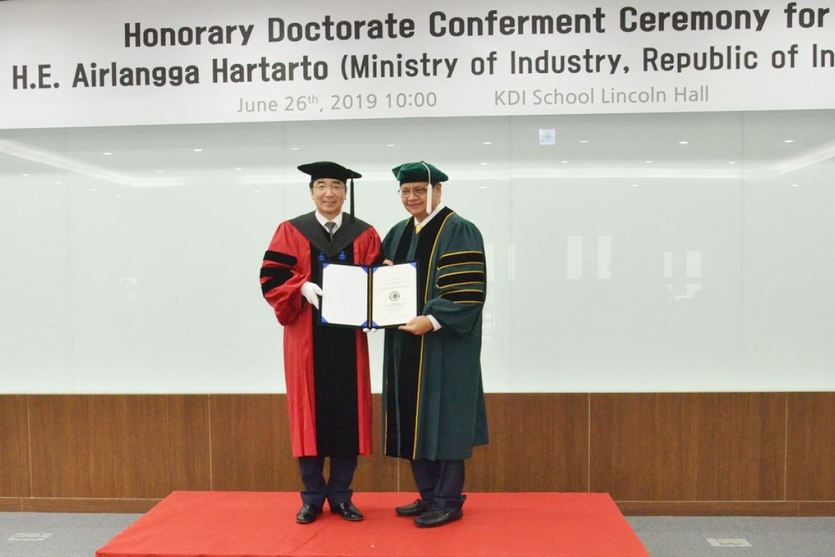 Menperin resmi terima gelar Doktor Honoris Causa di Korsel