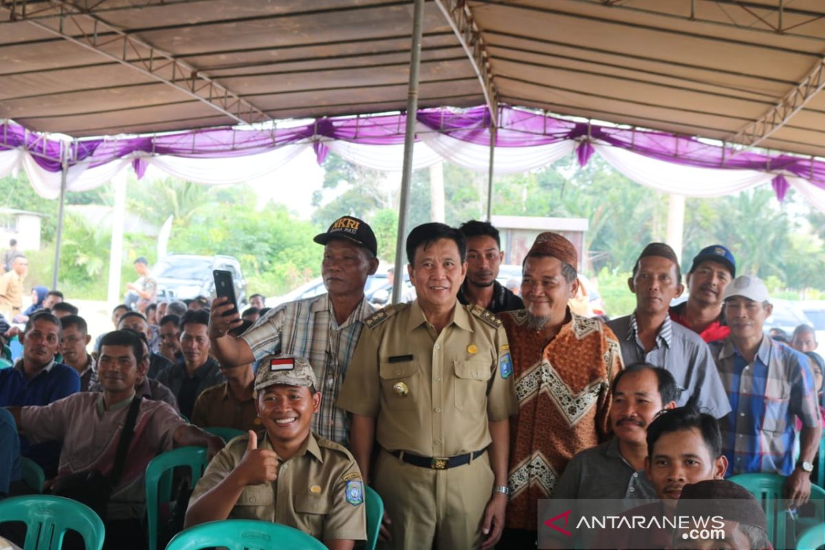 Pemkab Bangka Tengah bantu alat pertanian