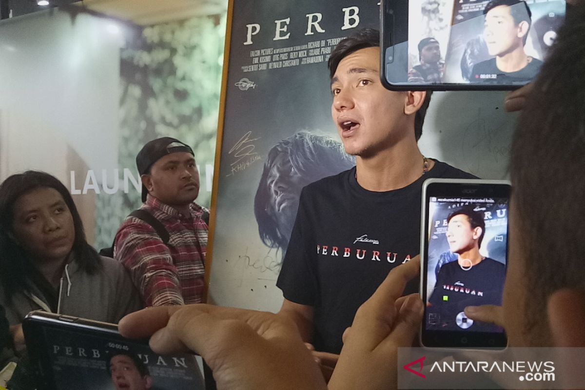 Demi "Perburuan", Adipati Dolken belajar "perang" lewat game PUBG