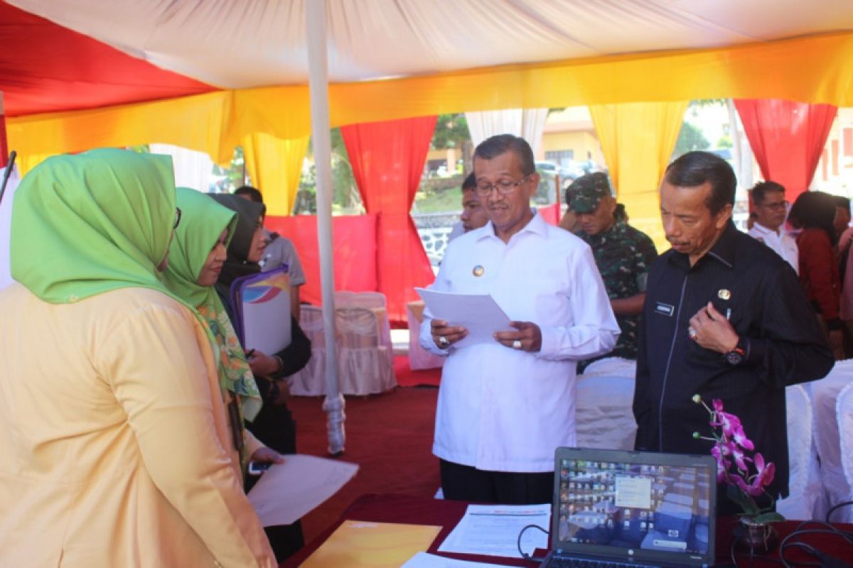 900 lowongan pekerjaan dari 27 perusahaan tersedia di bursa kerja Kabupaten Solok