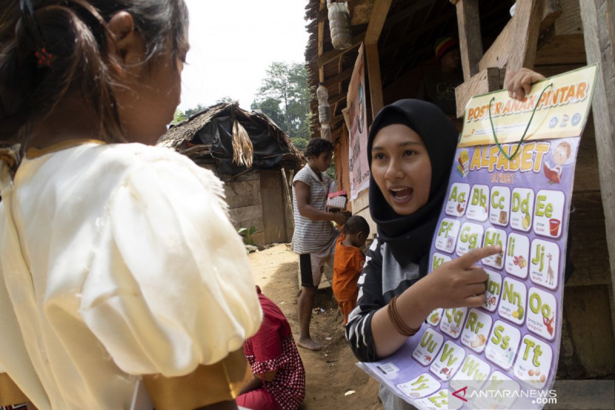 Dikbud-PKK Kabupaten Gorontalo memfasilitasi pendidikan Suku Polahi