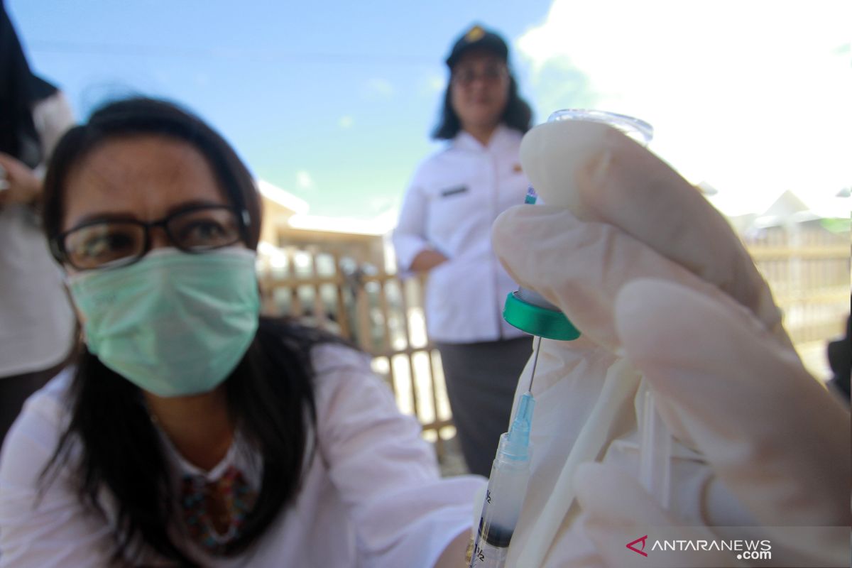 Dinas Pertanian dan Peternakan vaksinasi hewan peliharaan warga Gorontalo