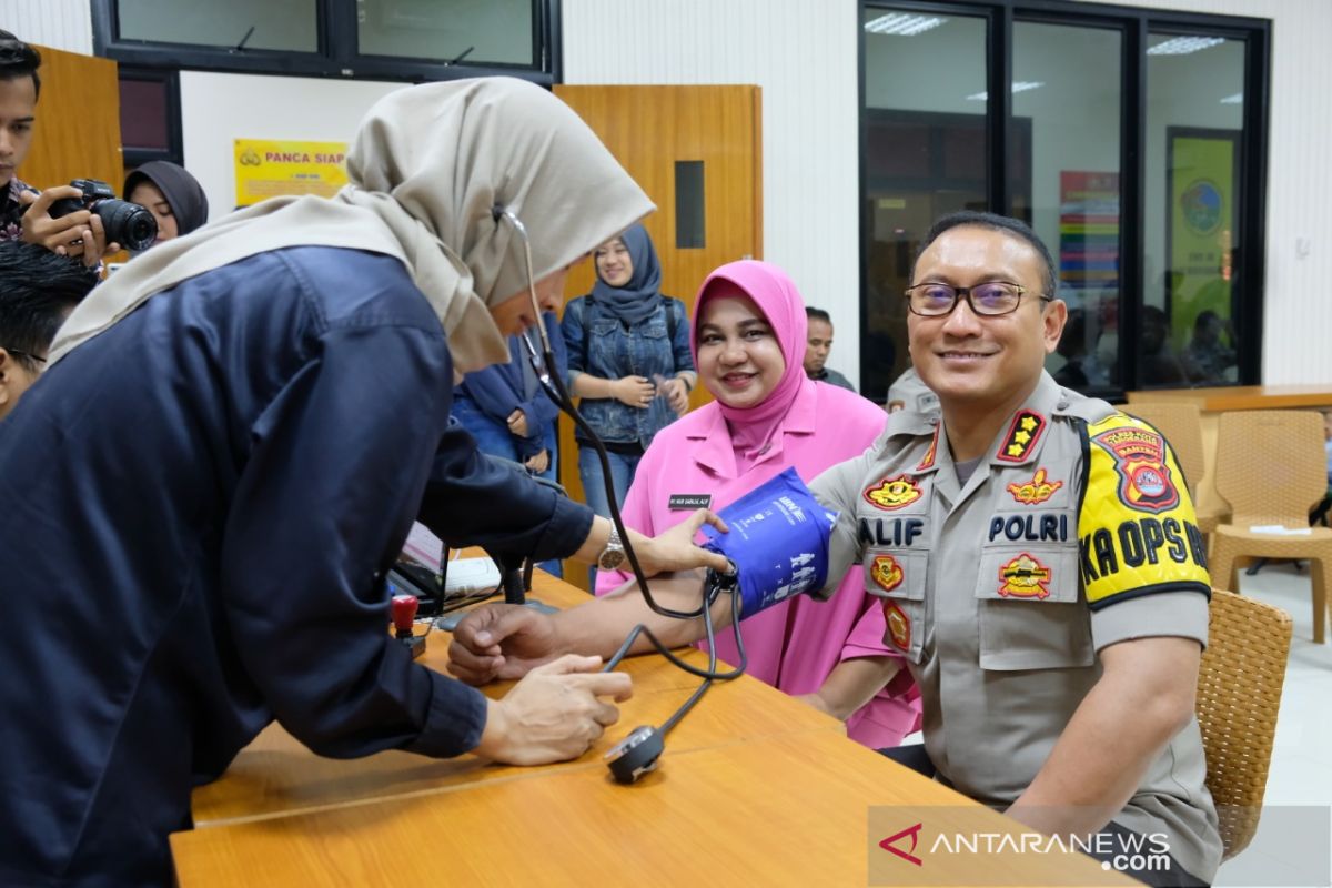 500 personel Polresta Tangerang ikuti donor darah