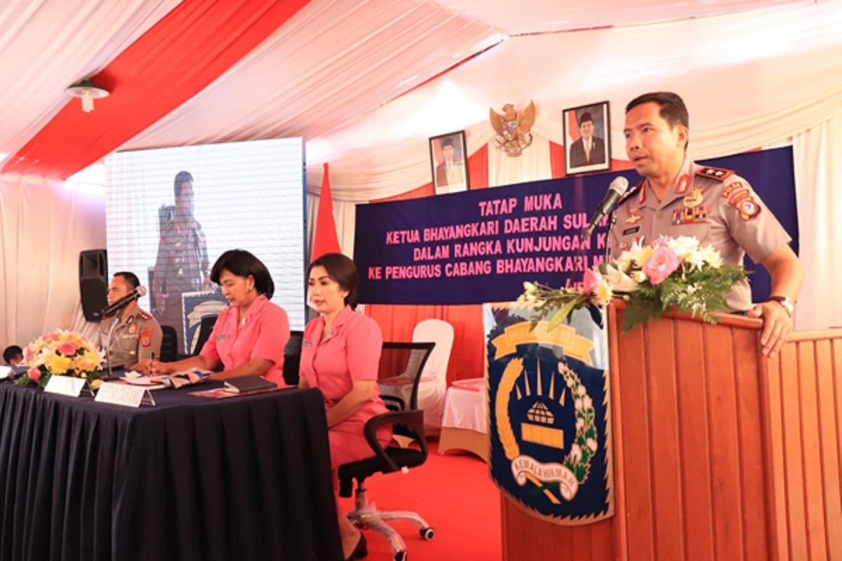 Kapolda Sulut apresiasi pengamanan Pemilu di Minut berjalan baik