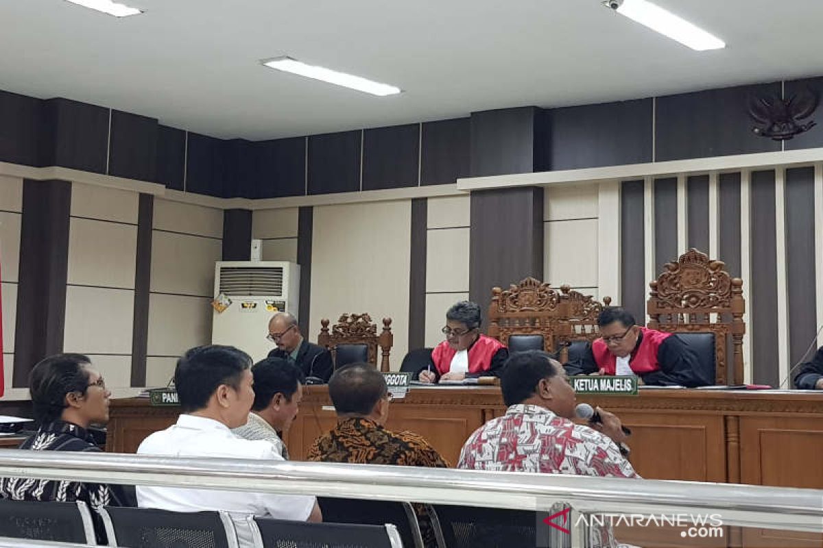 Perusahaan Bupati Kebumen pakai perusahaan lain untuk garap proyek