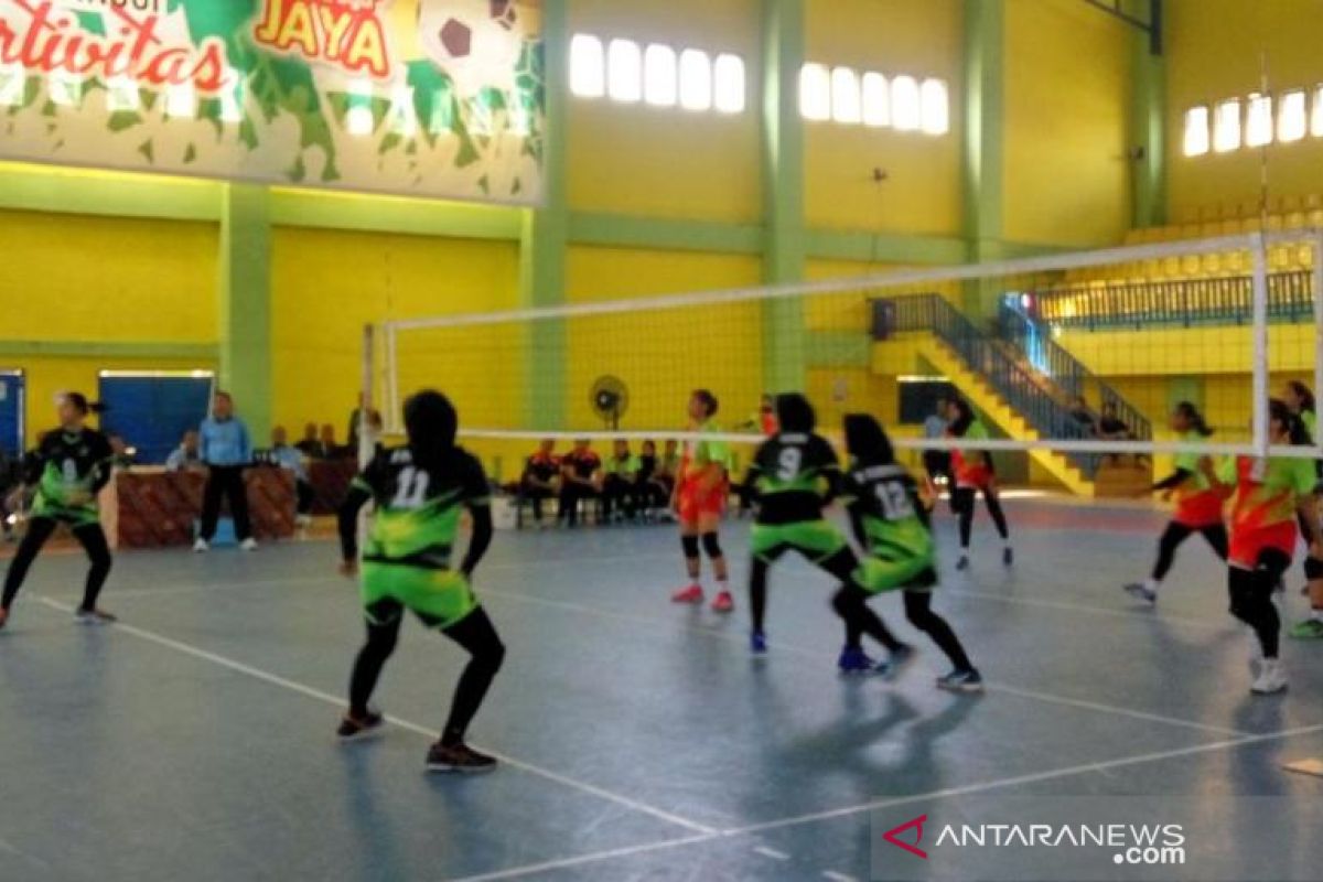 Tim voli putri Medan ke semifinal Porprov