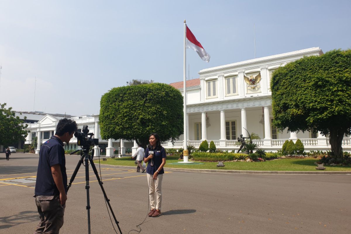 Presiden Jokowi tetap beraktivitas di Istana negara