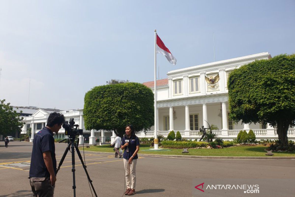 Presiden Jokowi lakukan aktivitas di Istana Jakarta