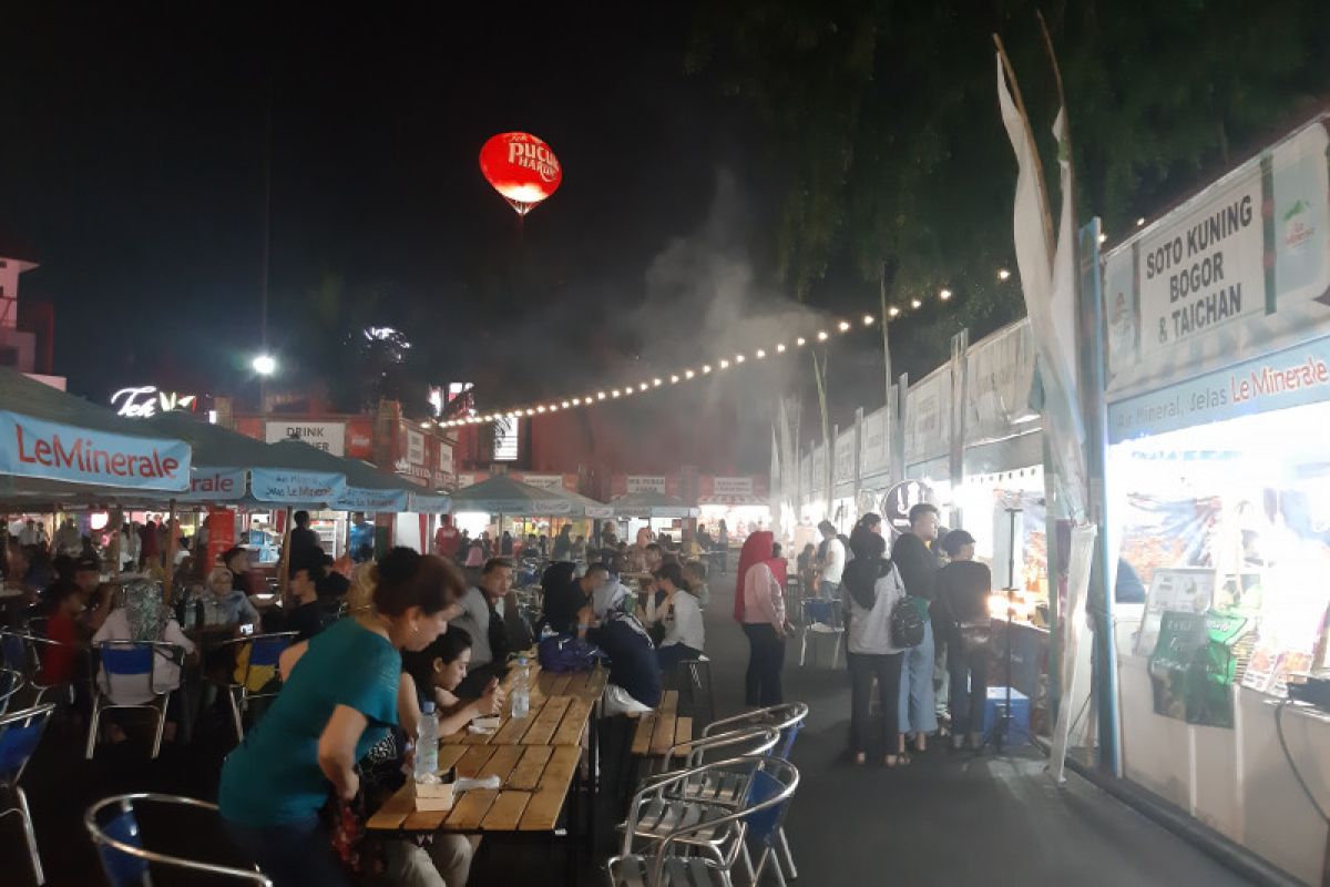 Stan kuliner paling ramai diserbu pengunjung Jakarta Fair