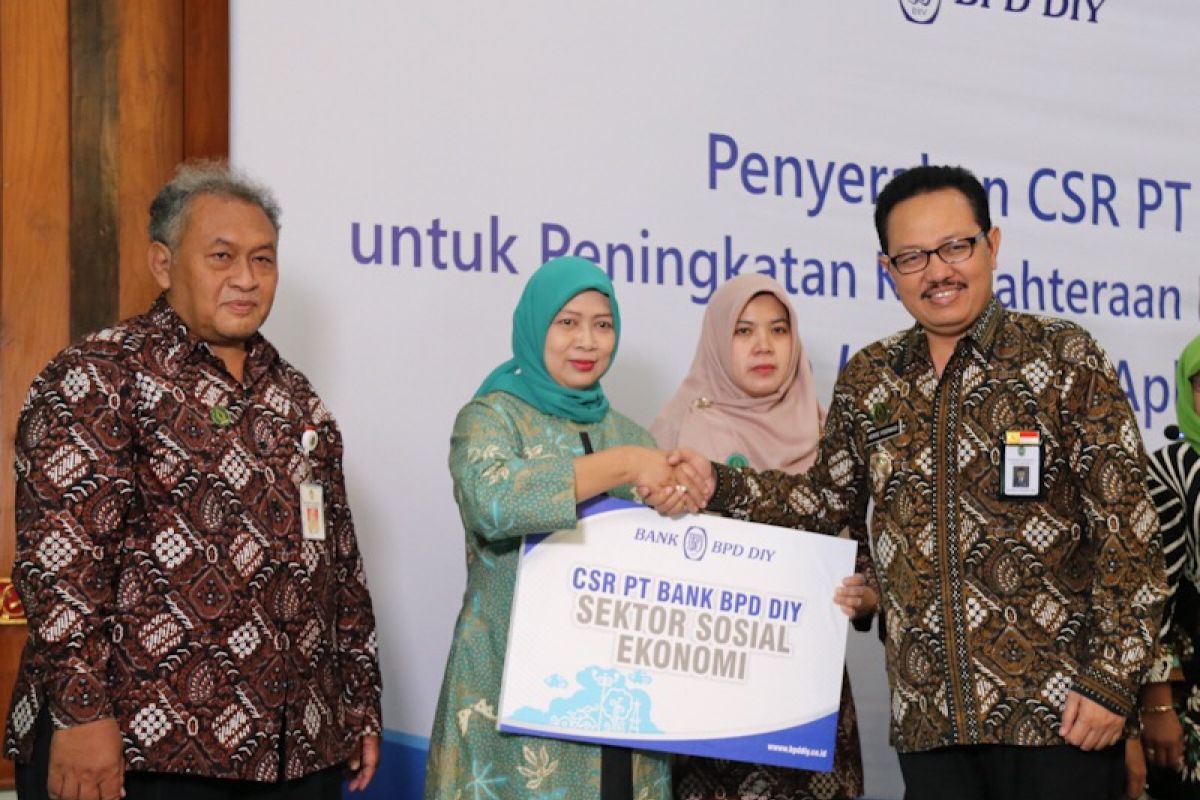 BPD DIY menyalurkan CSR Rp906 juta ke Kota Yogyakarta