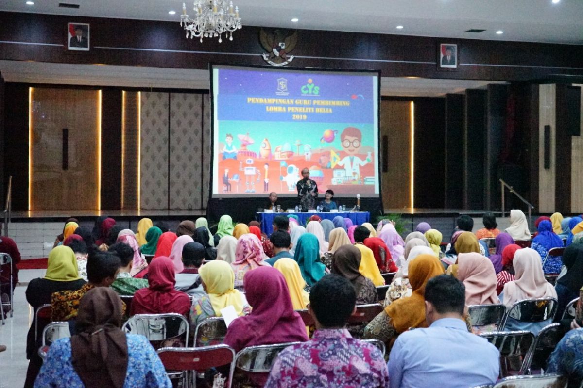 Dispendik Surabaya beri pendampingan 400 guru pembimbing LPB