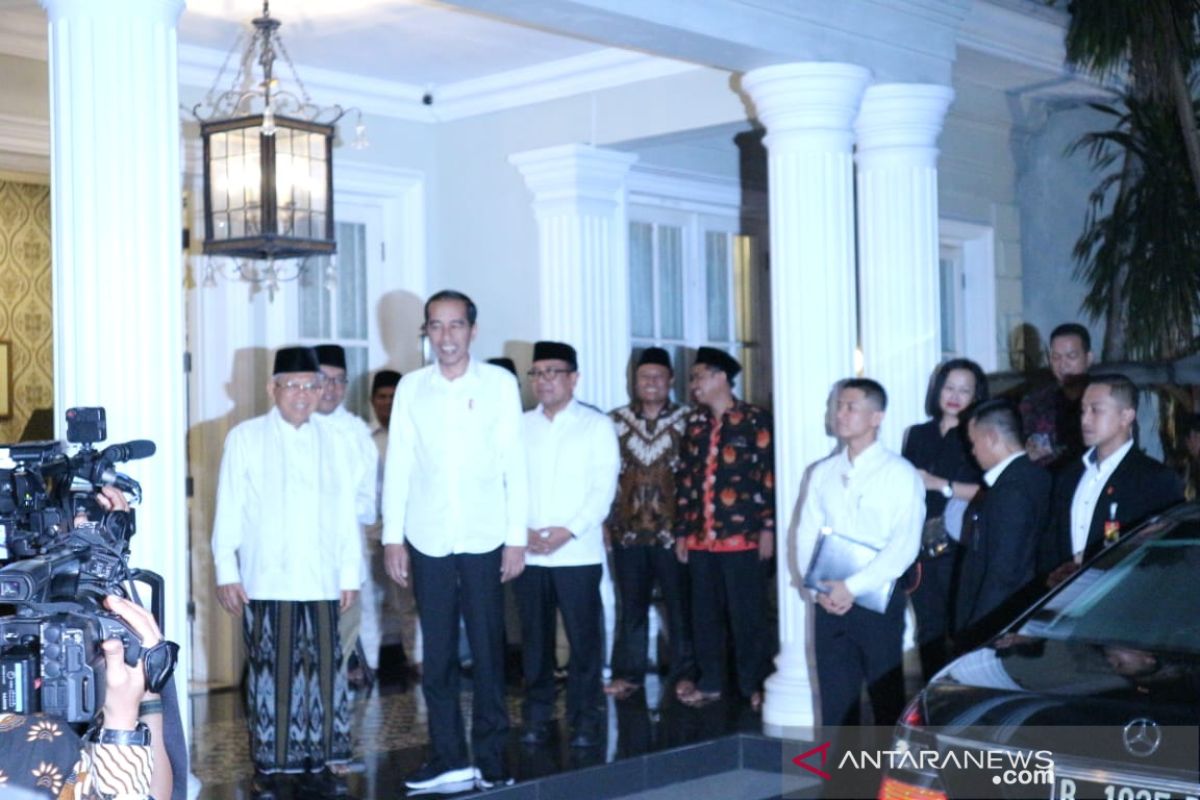 Presiden Jokowi tinggalkan Istana Merdeka