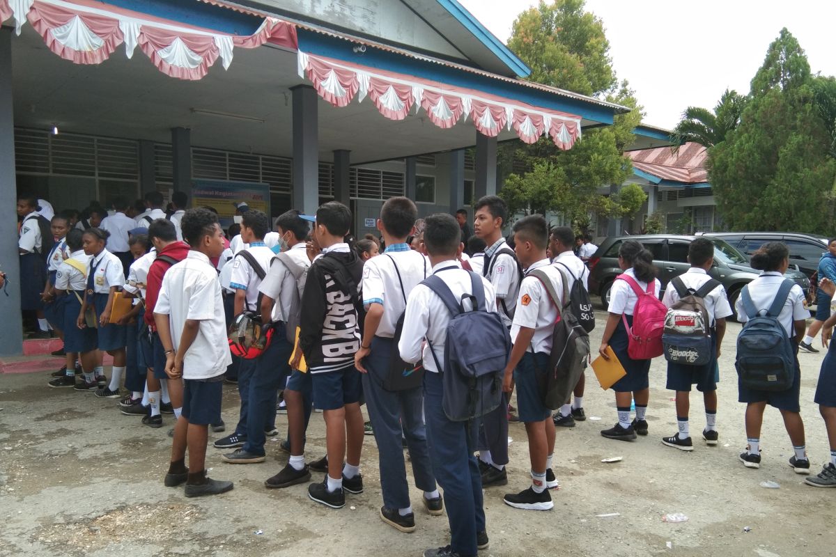 Orang tua siswa : Sistem zonasi batasi pilihan sekolah