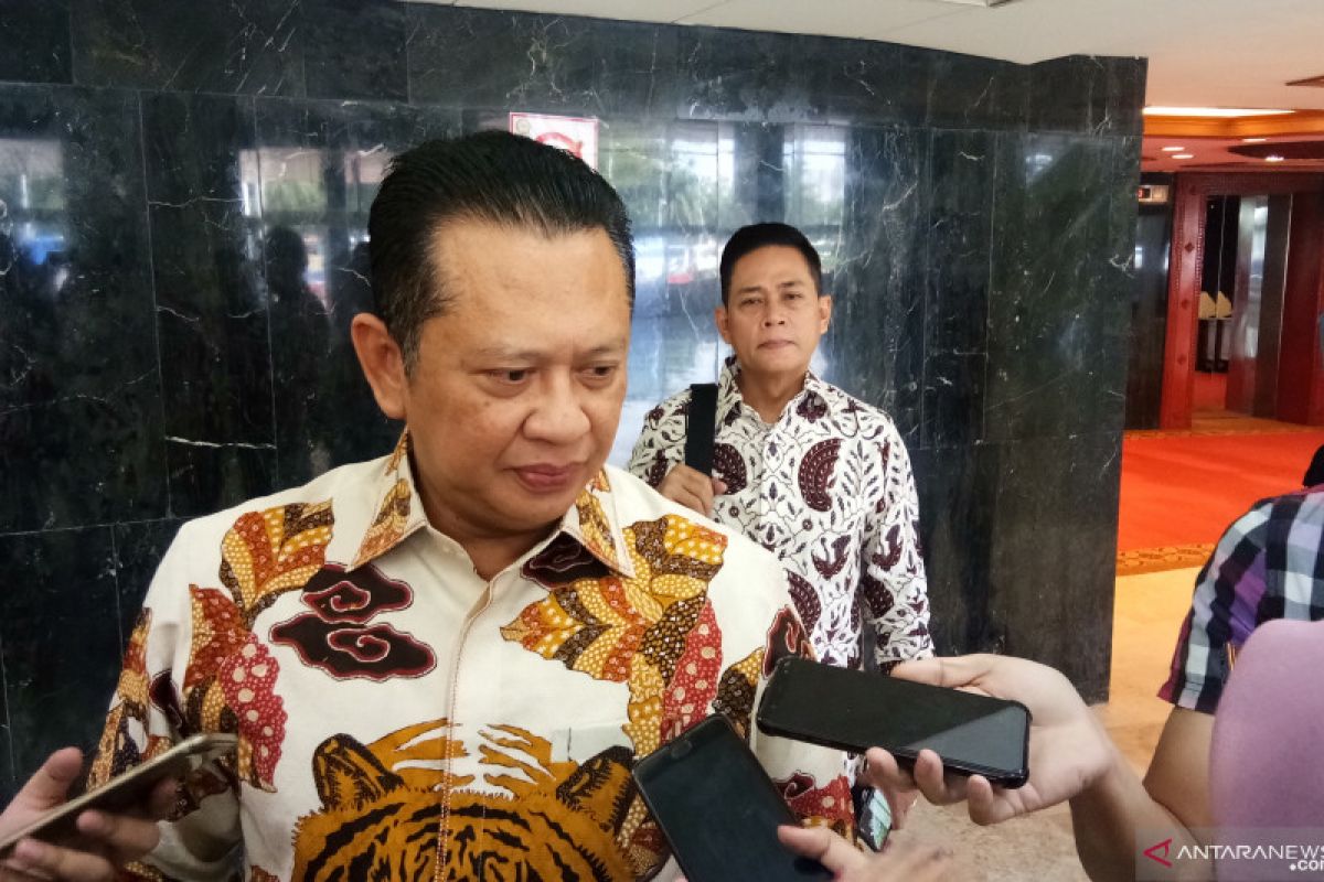 Ketua DPR: Rajut kembali rasa kebangsaan usai sidang MK