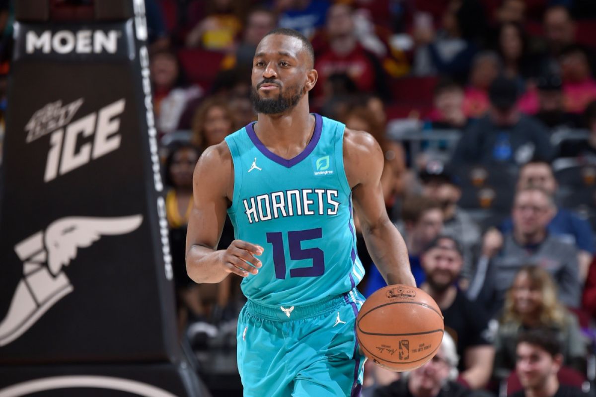 Walker didekati Celtics usai negosiasi kontrak bersama Hornets buntu