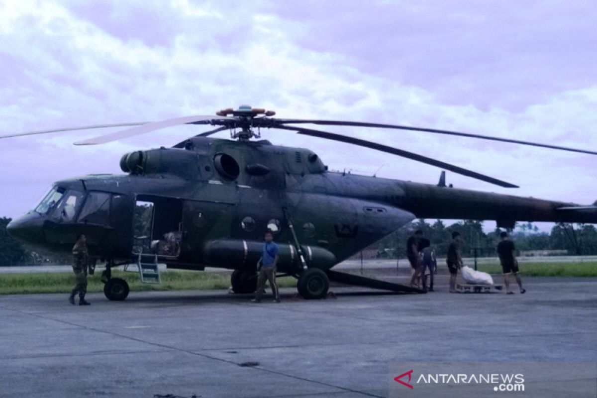 Personel Kodim 1702/Jayawijaya dikerahkan bantu cari helikopter hilang