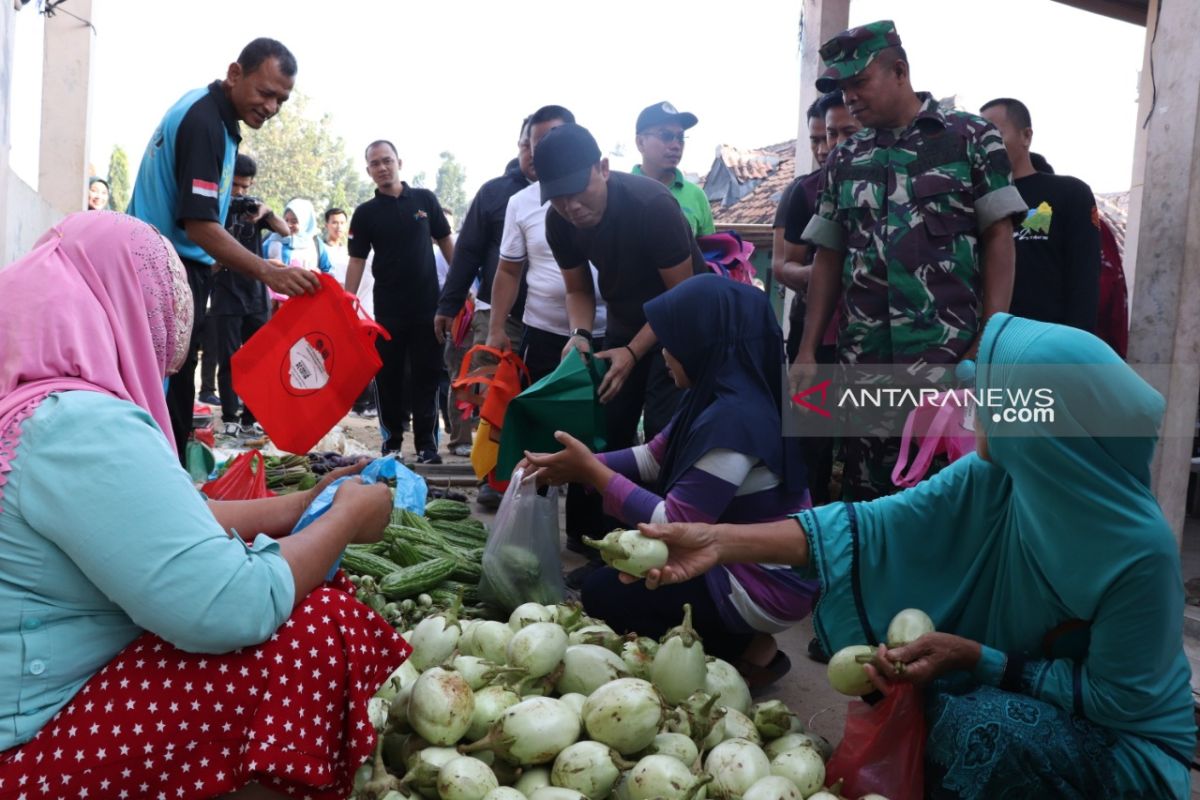 Adipati: "Grebeg kantong plastik" wujud kepedulian pemkab terhadap alam