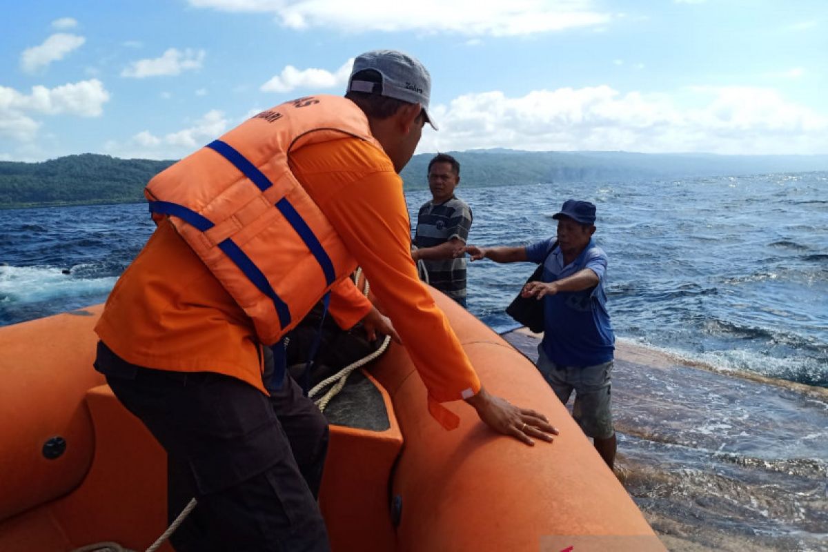 Kapal pemuat BBM tenggelam di Perairan Buton Selatan
