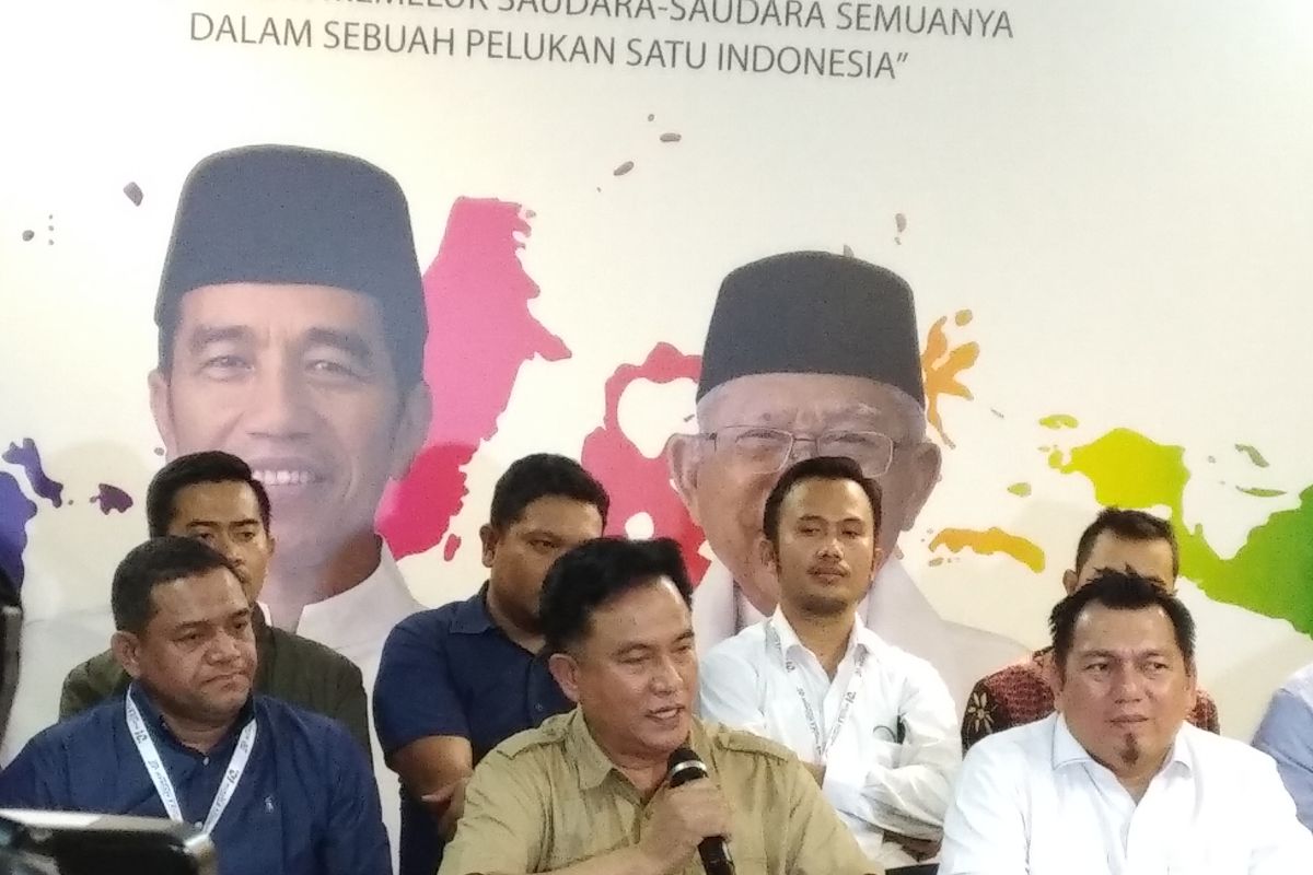 Yusril dan Tim Hukum silaturahmi dengan Jokowi