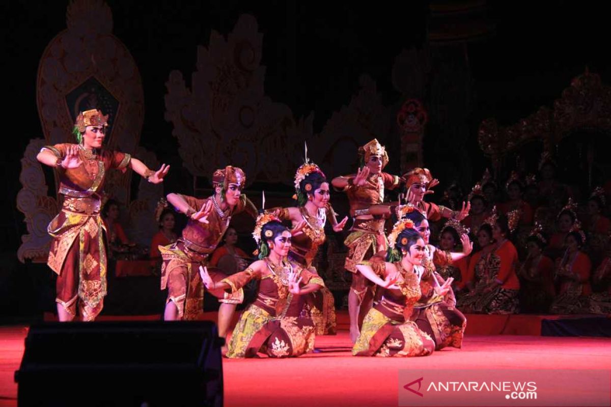 Jembrana tampilkan Tari Ngandap Kasor hadapi Kabupaten Klungkung