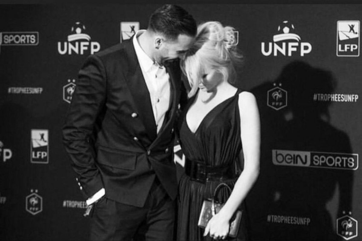 Adil Rami membantah tuduhan Pamela Anderson