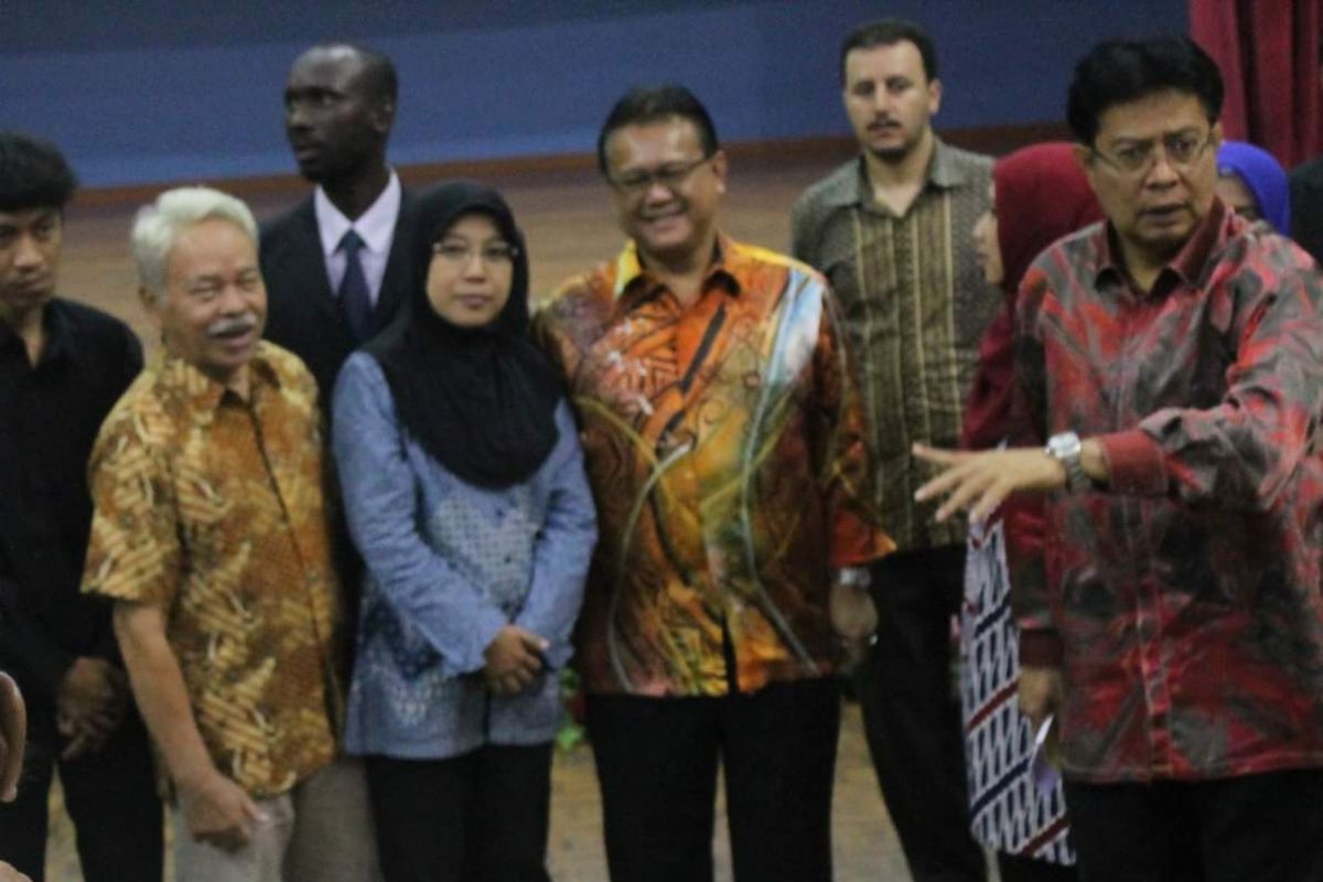 Pengamat : Pasangan Jokowi-Ma'ruf hadapi tantangan besar kembalikan kepercayaan masyarakat