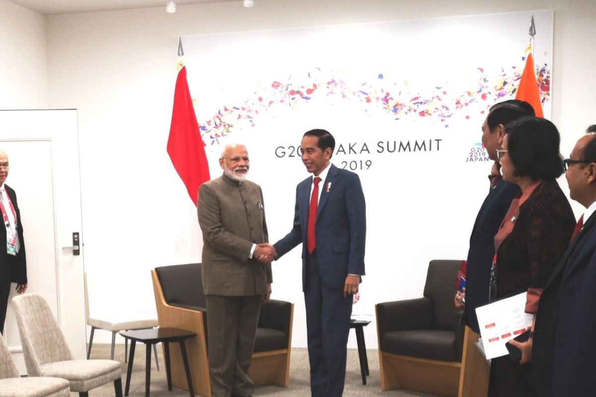 Indonesia, India discuss economic, maritime issues