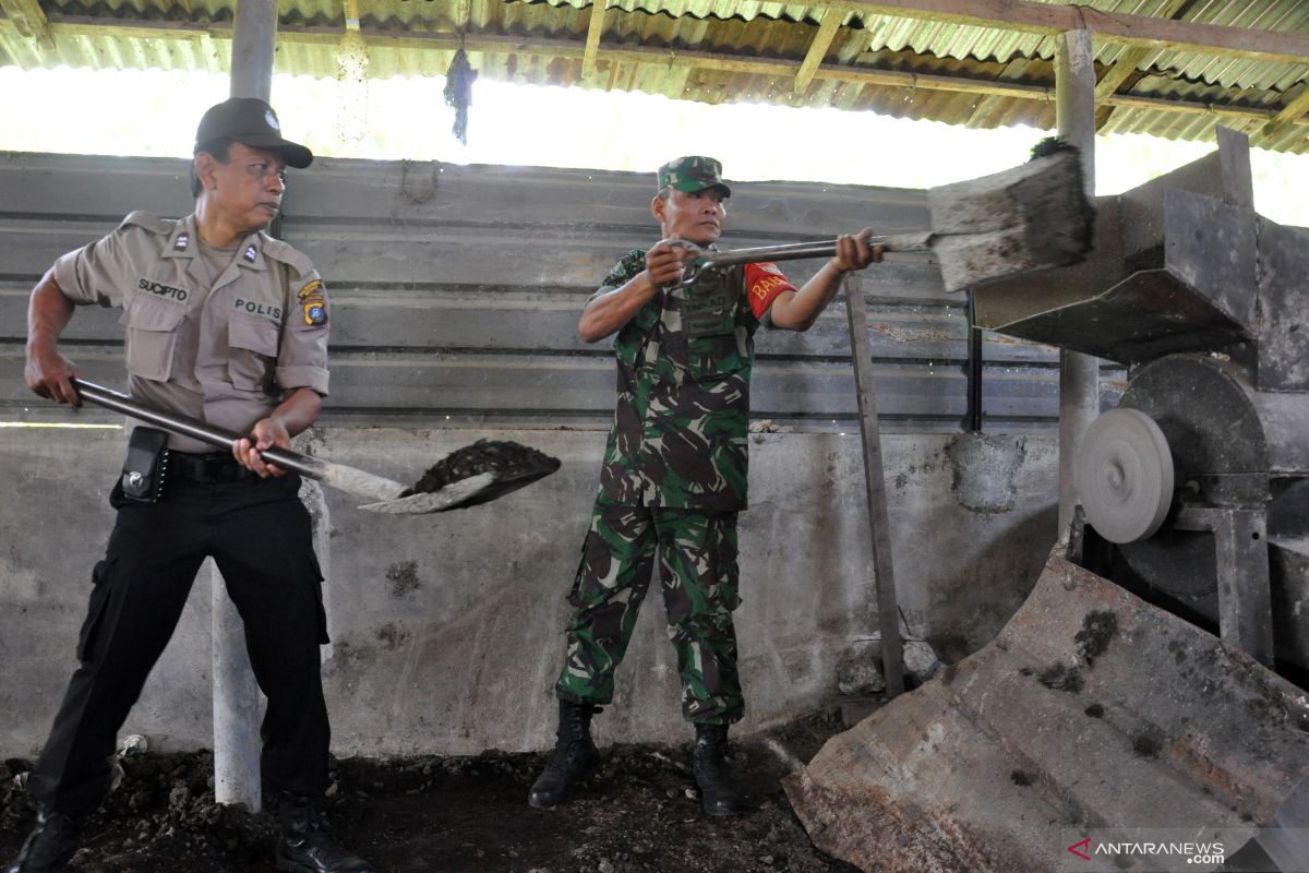 Yuk lihat, sinergisitas TNI dan Polri beri penyuluhan pertanian organik