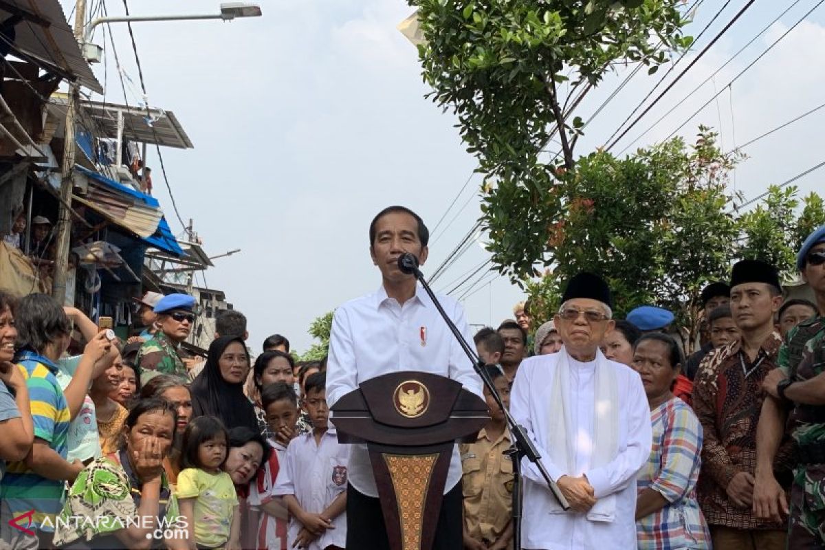 Menanti percepatan pembangunan Ranah Minang oleh presiden terpilih