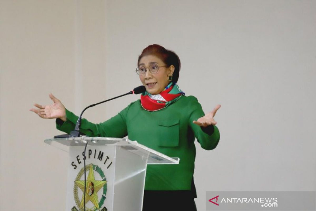 Mantan menteri Susi Pudjiastuti mau benih lobster selalu dilindungi dan tak diekspor