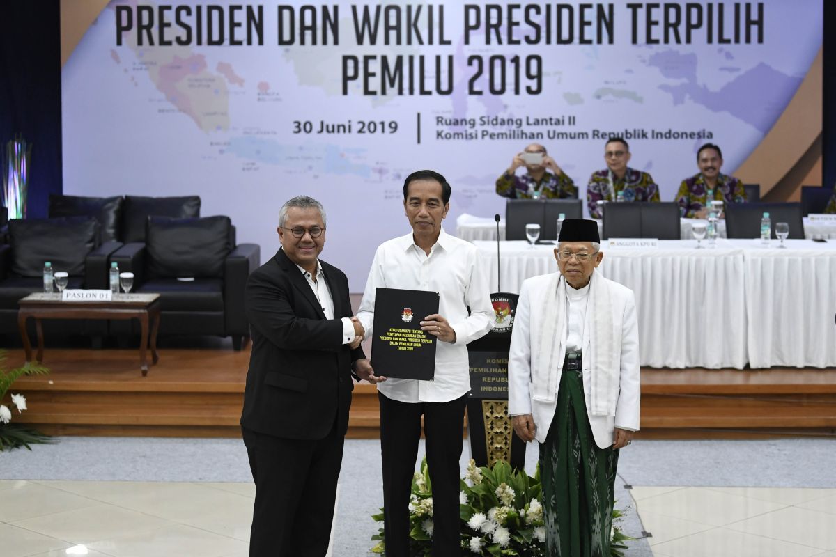 Komunitas Pakde Karwo ucapkan selamat pada Jokowi-Ma'ruf Amin