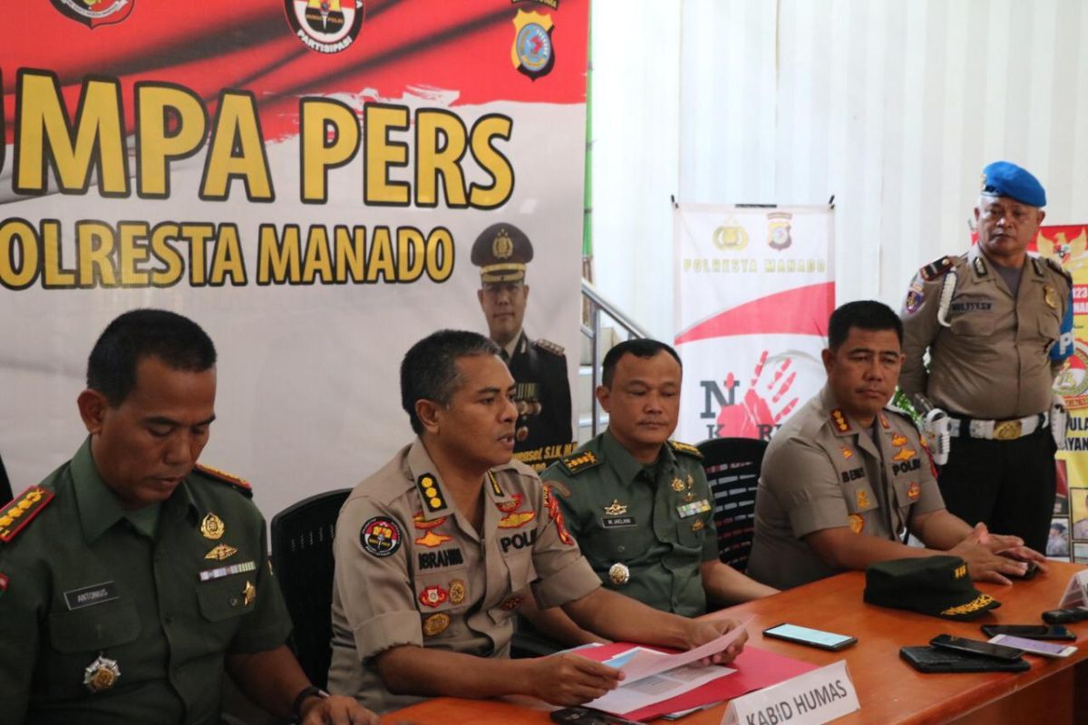 Polisi tetapkan tiga tersangka pembunuh TNI di Manado